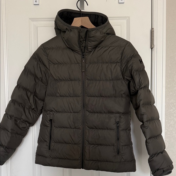 Helly Hansen Jackets & Blazers - Helly Hansen Svalbard Down Jacket Womens XS Hooded Charcoal Gray Beluga